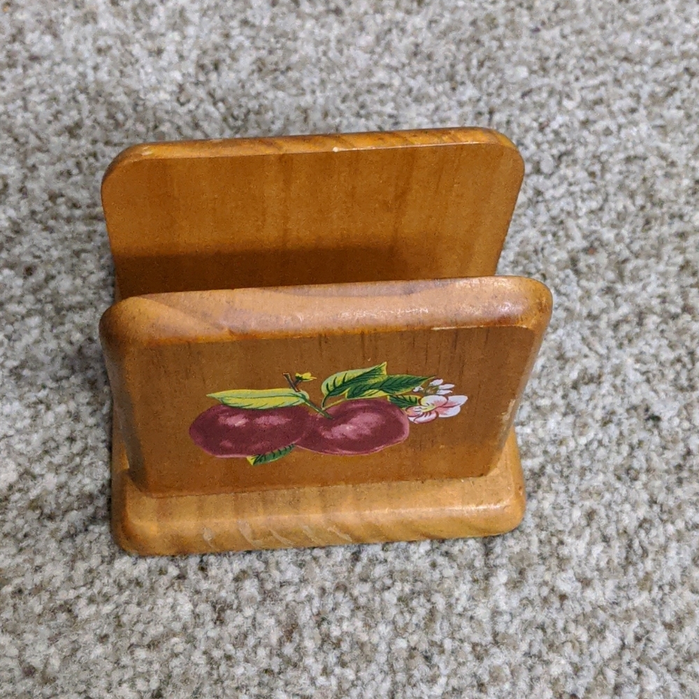 Vintage apple decor napkin holder!